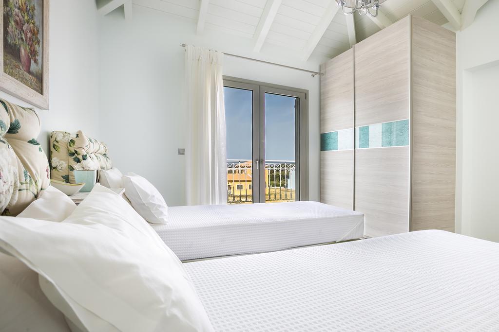 Afrodite Luxury Villa Svoronata Luaran gambar