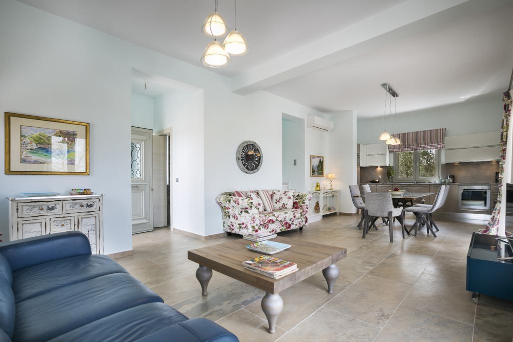 Afrodite Luxury Villa Svoronata Luaran gambar